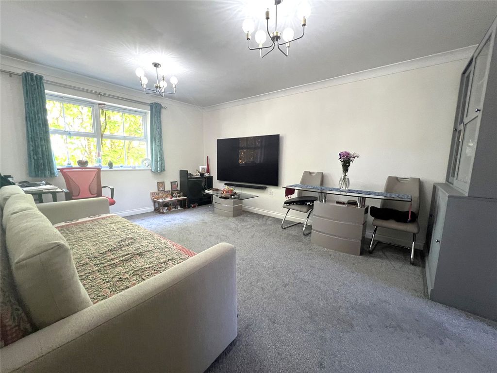 Property photo 2 of 7 Picture No. 08