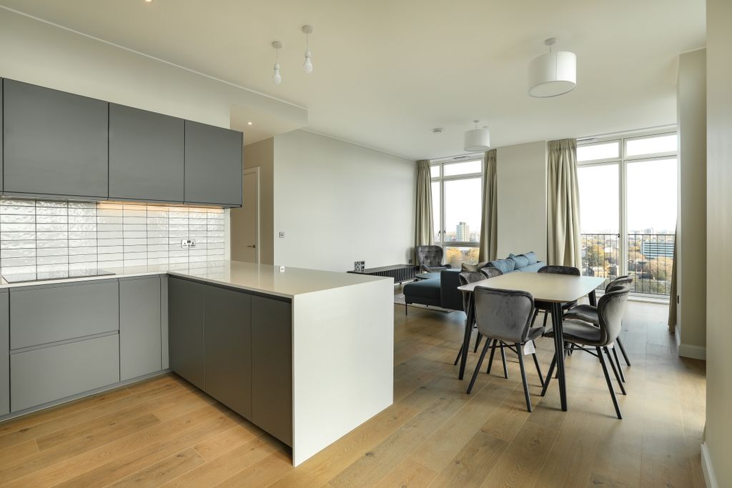 Property photo 3 of 27 Soapbox_B1302_12