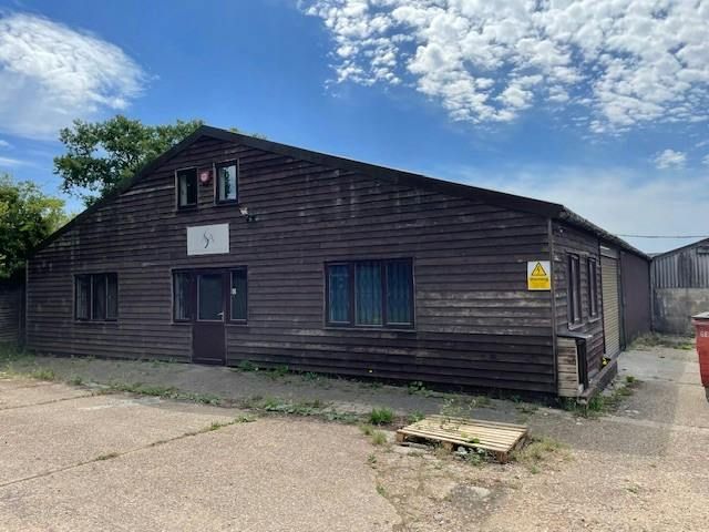 Property photo 3 of 18 356.Jpg