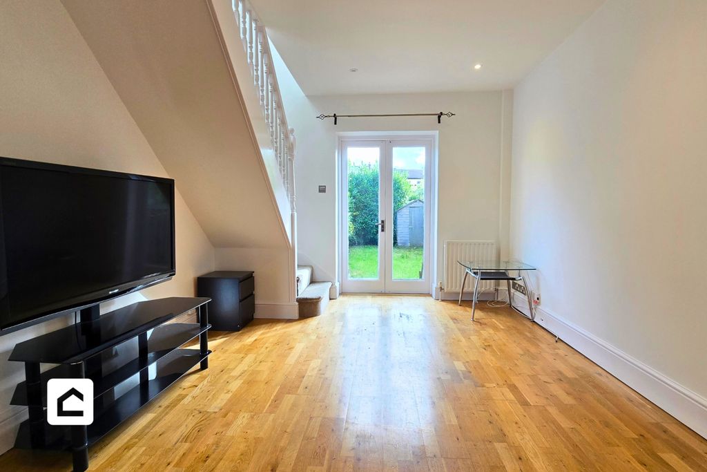 Property photo 3 of 16 2