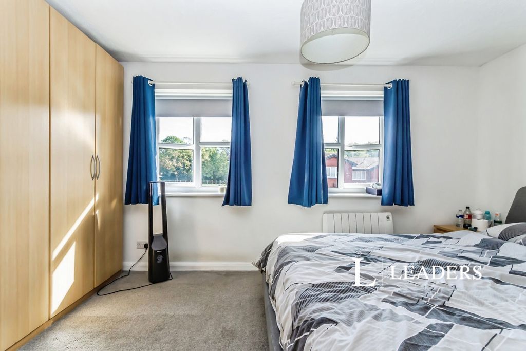 Property photo 3 of 16 Pbox-Img.Jpg