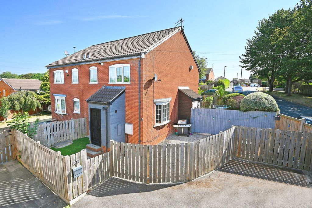 Property photo 1 of 14