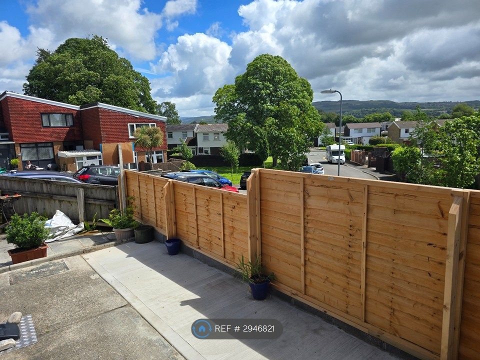 Property photo 3 of 11