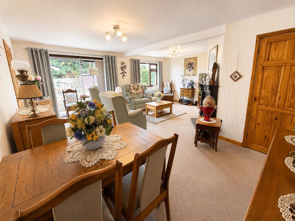 Property photo 3 of 14 Picture No. 05