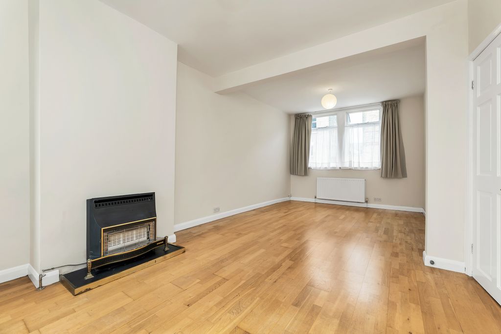 Property photo 3 of 13 Living Room