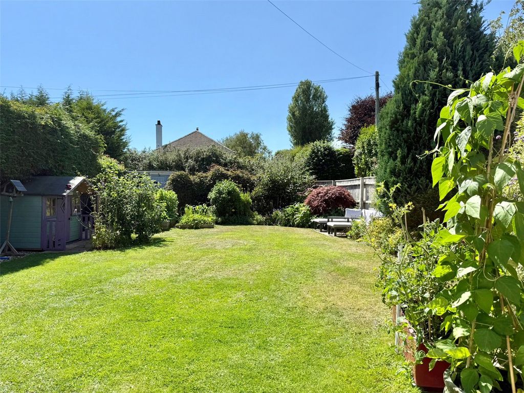 Property photo 2 of 25 Picture No. 83