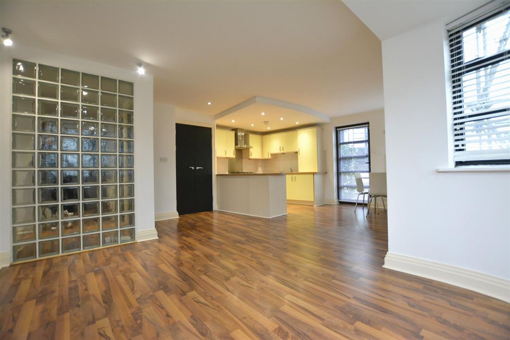 Property photo 3 of 11 Living 1.Jpg