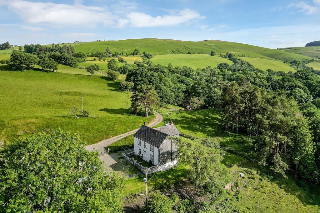 Property photo 1 of 10 Lot 2