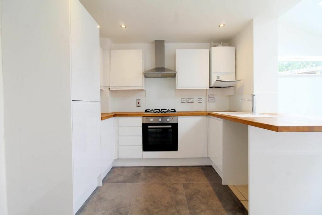 Property photo 3 of 9 5583381248B36B51dab835B820c20019