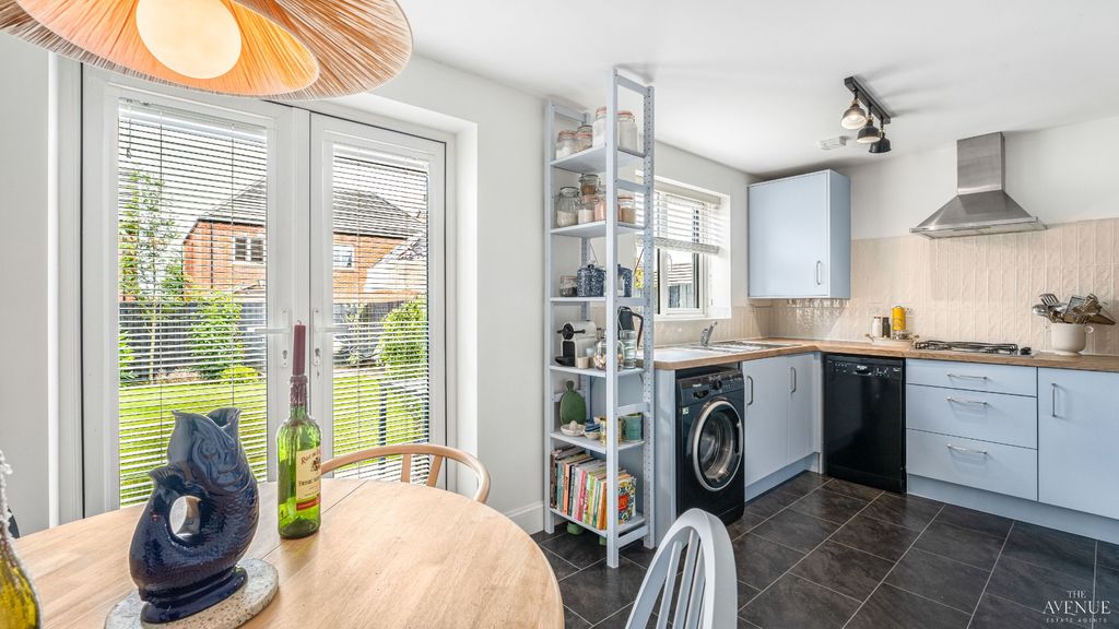 Property photo 3 of 24 5147015