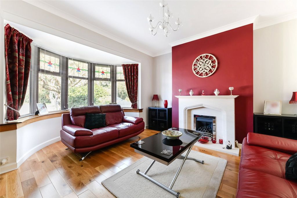 Property photo 2 of 30 Living Room