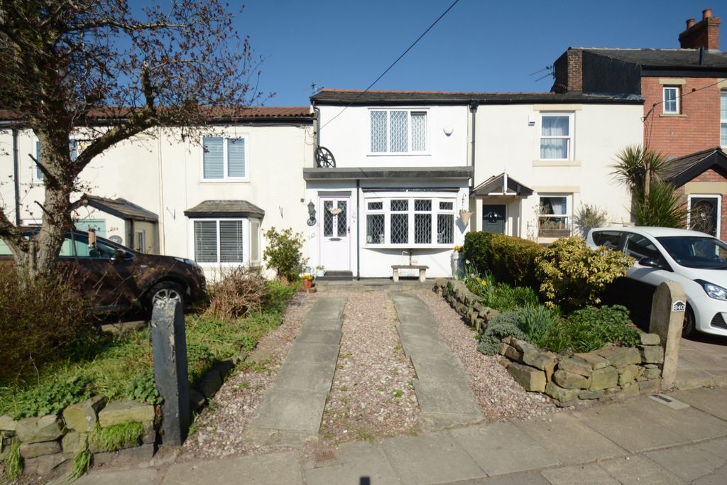 Property photo 1 of 15 Front