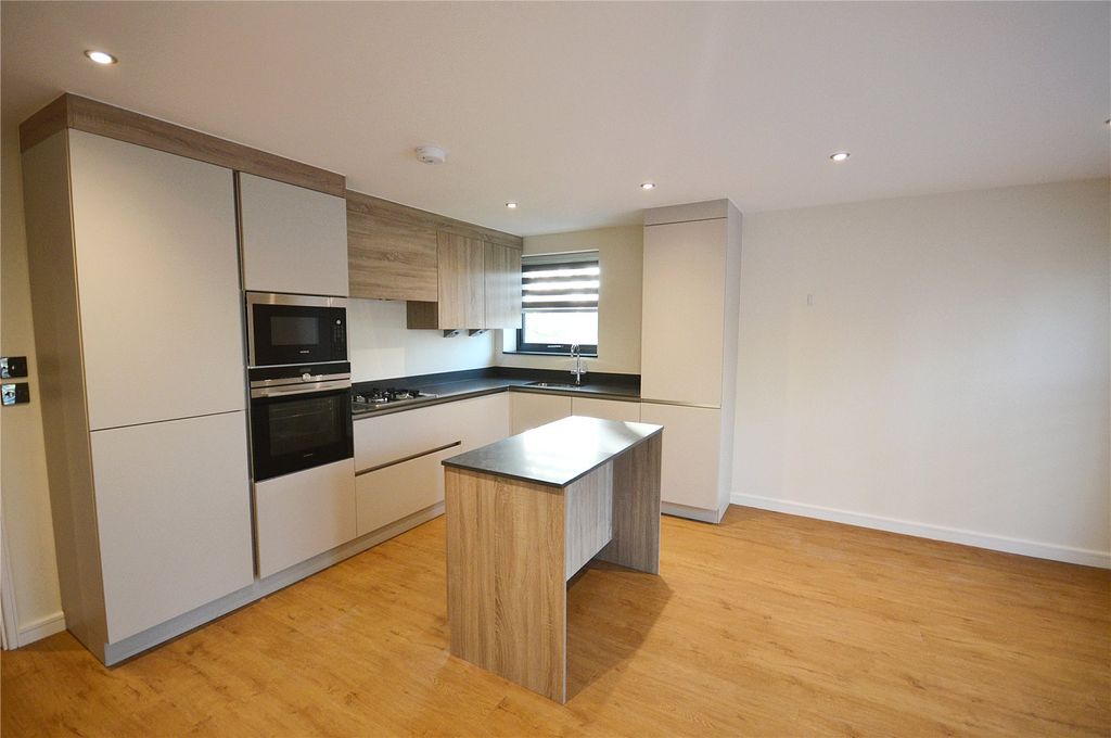 Property photo 2 of 9 Picture No. 09