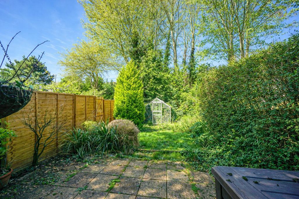 Property photo 2 of 19 5Af678B5-5d31-4E6A-89Dd-042939B74Af6.Png