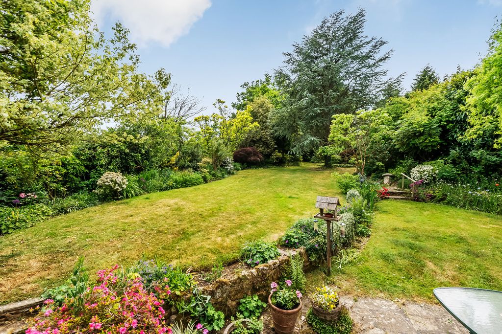 Property photo 2 of 11 Picture No. 04
