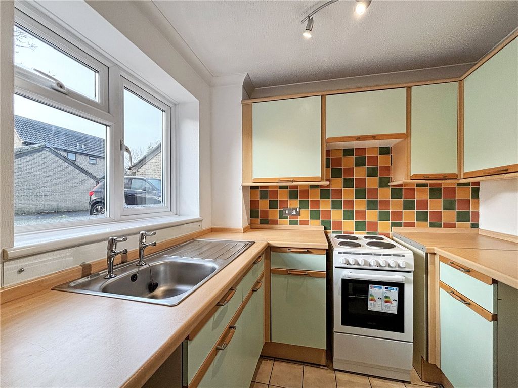 Property photo 3 of 14 Picture No. 17