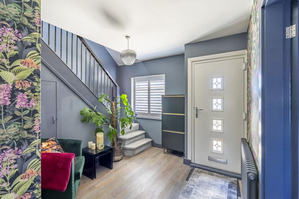 Property photo 3 of 24 Hallway