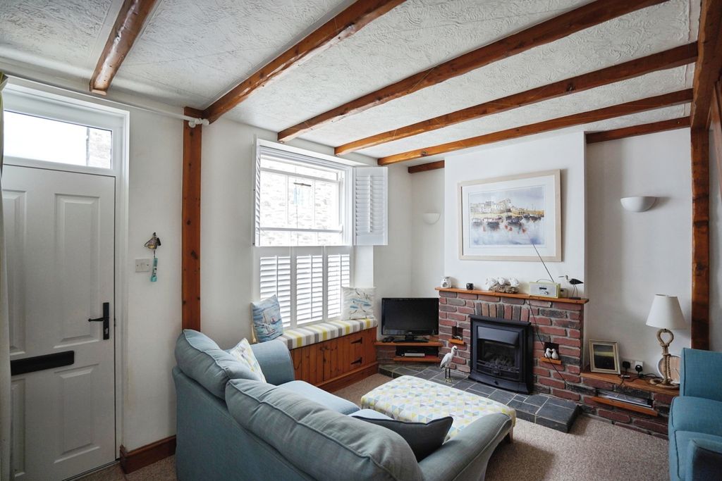 Property photo 2 of 25 Pbox-Img.Jpg