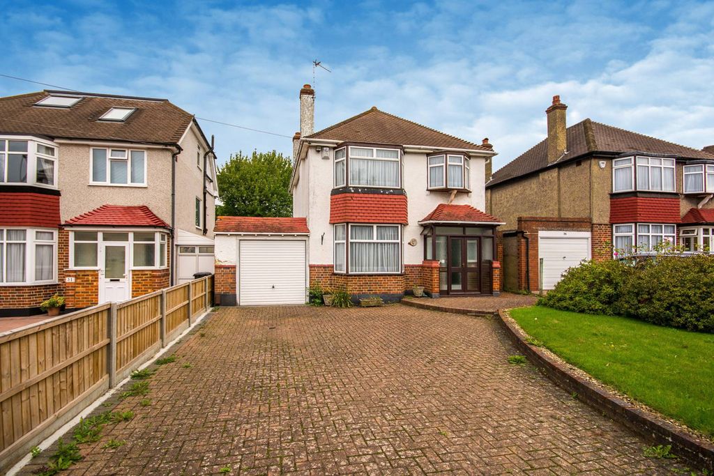 Property photo 2 of 12