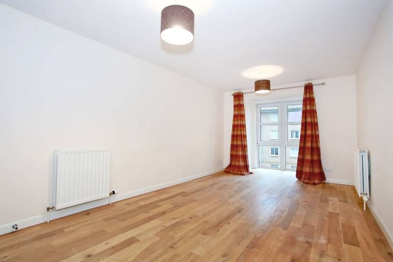 Property photo 3 of 11 Photo 3
