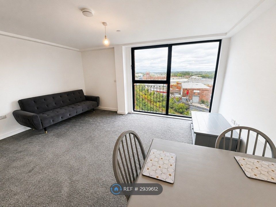 Property photo 2 of 6