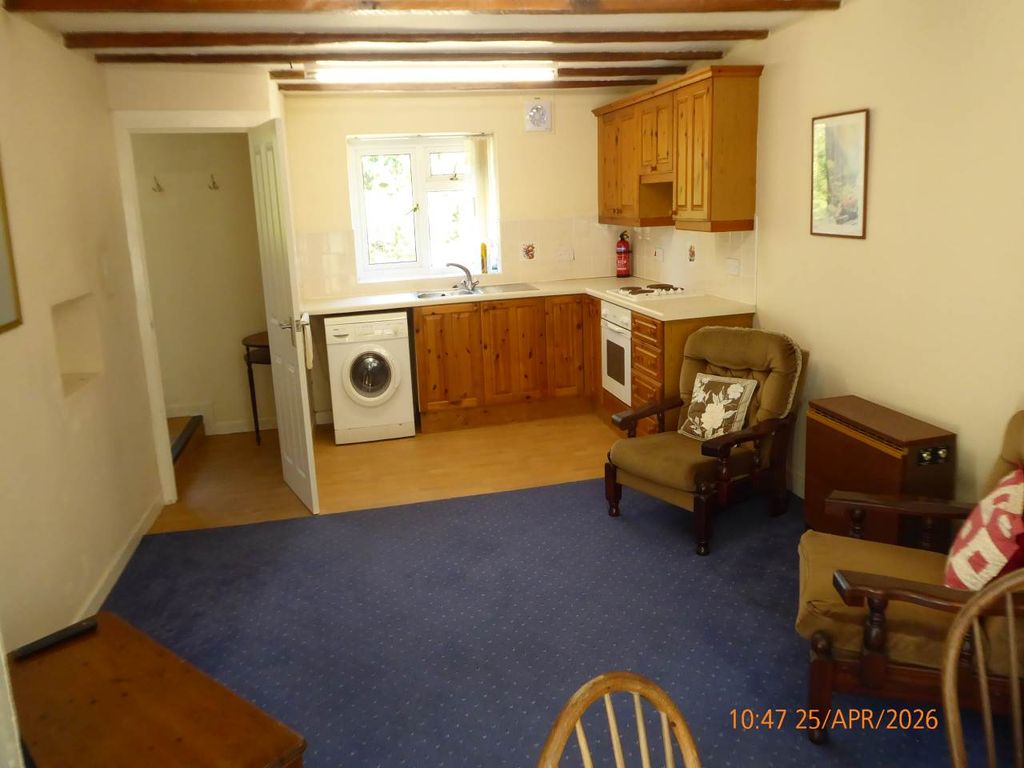 Property photo 3 of 11 P1150194