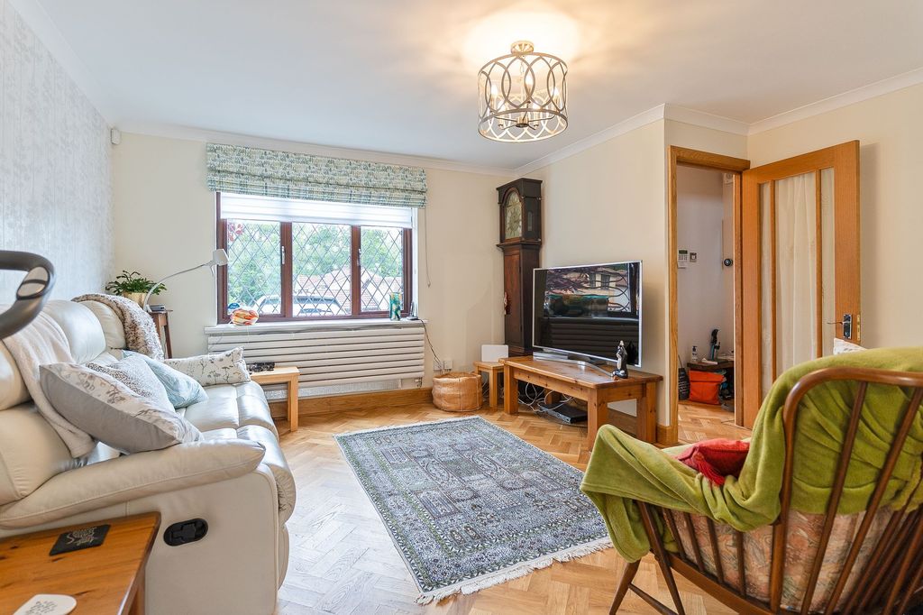 Property photo 3 of 22