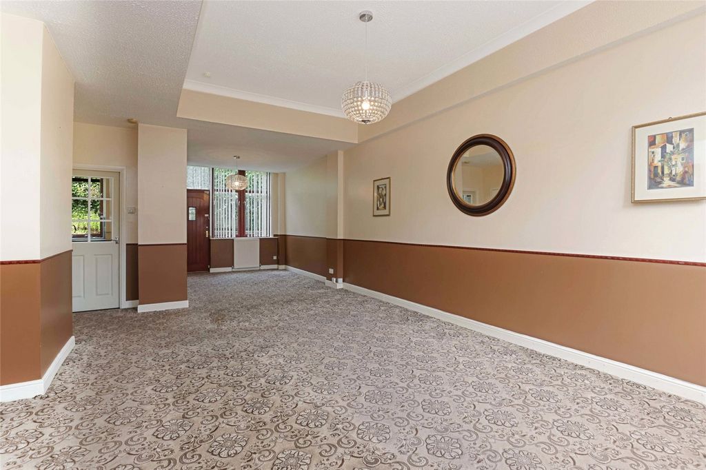 Property photo 3 of 18 3