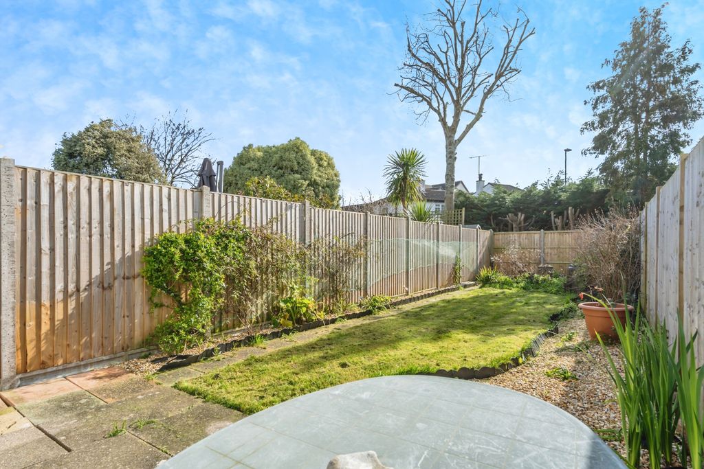 Property photo 2 of 17 Photography