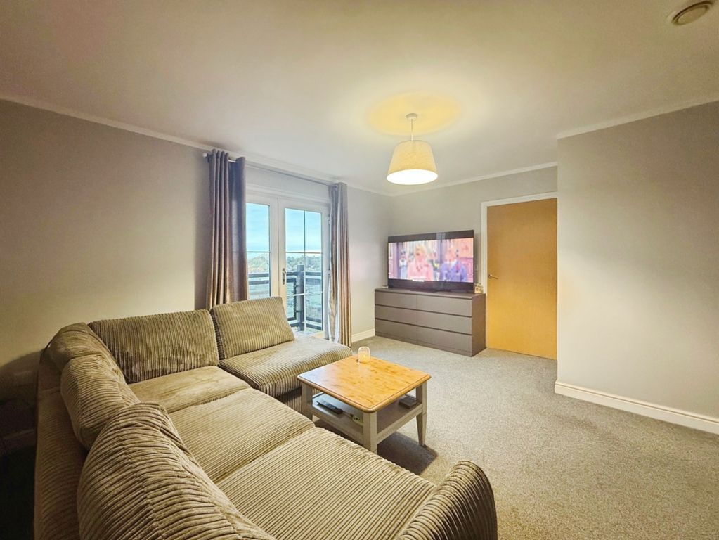 Property photo 3 of 10 Pbox-Img.Jpg