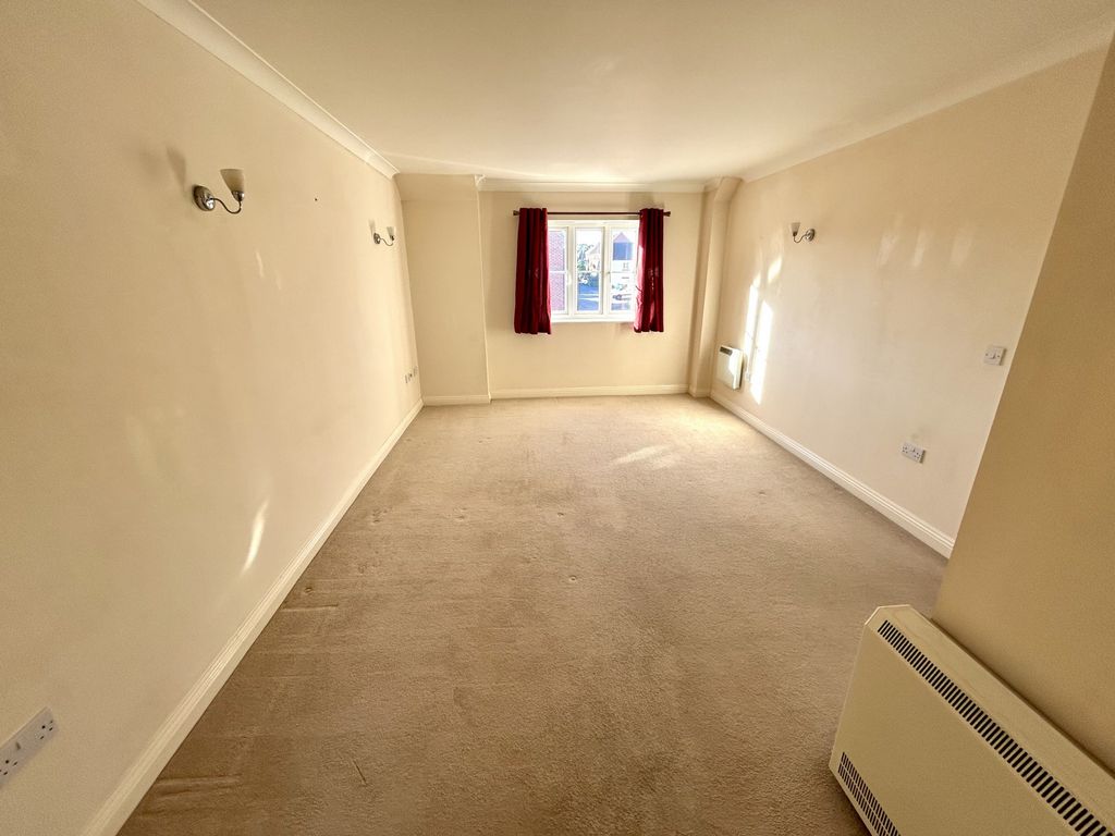Property photo 3 of 11 Photo 13
