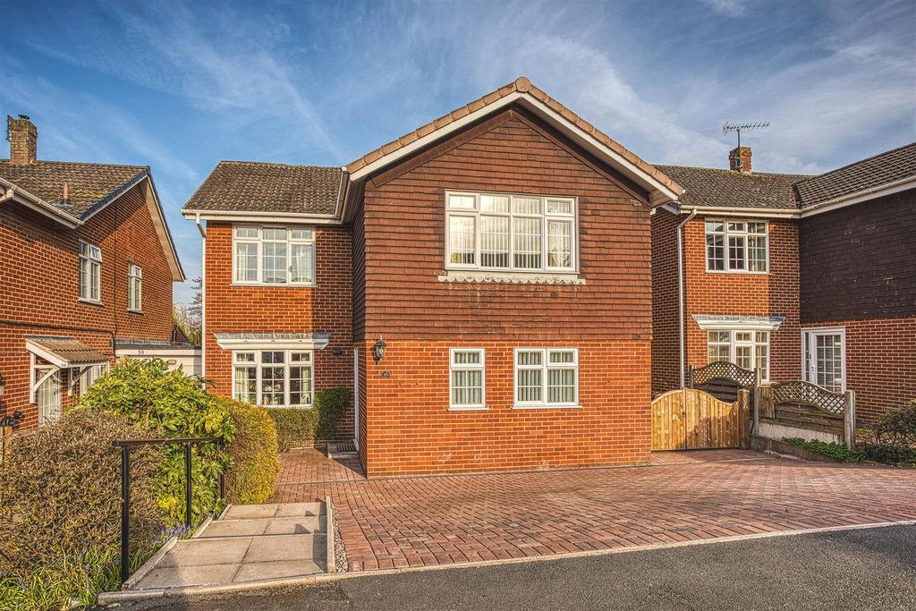 Property photo 1 of 23