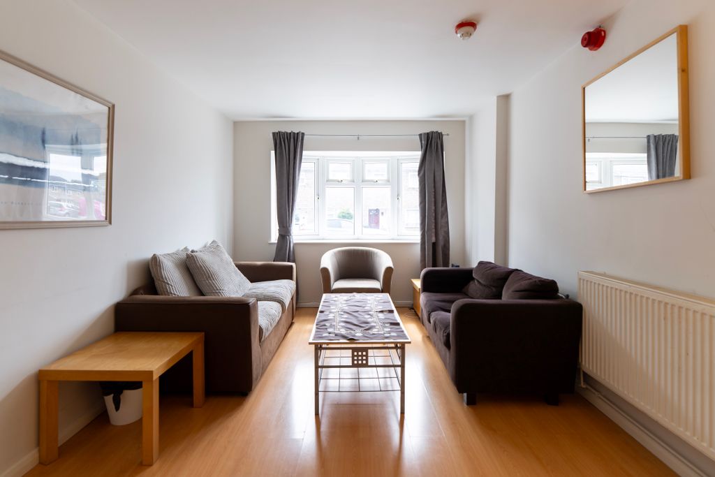 Property photo 1 of 7 Dsc09447