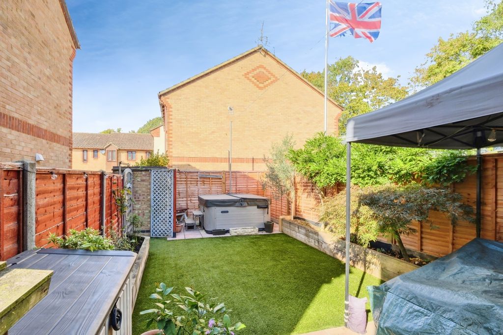 Property photo 3 of 20 Pbox-Img.Jpg