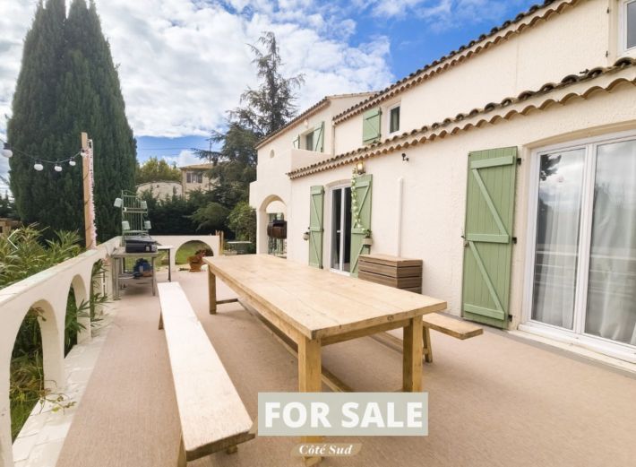 Property photo 3 of 14