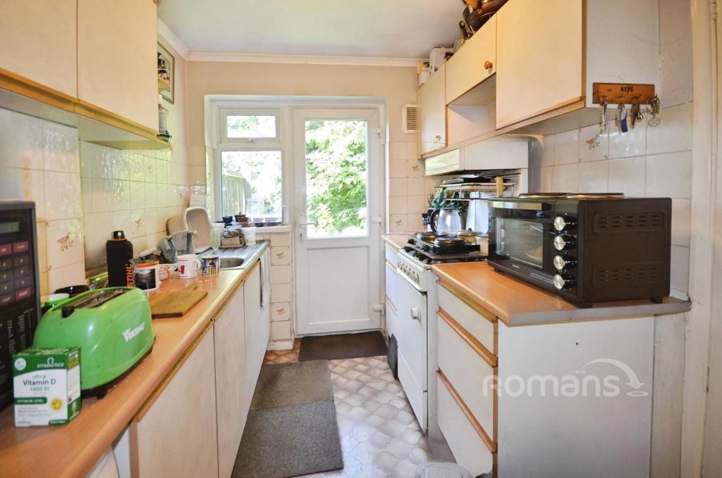 Property photo 2 of 8 Pbox-Img.Jpg