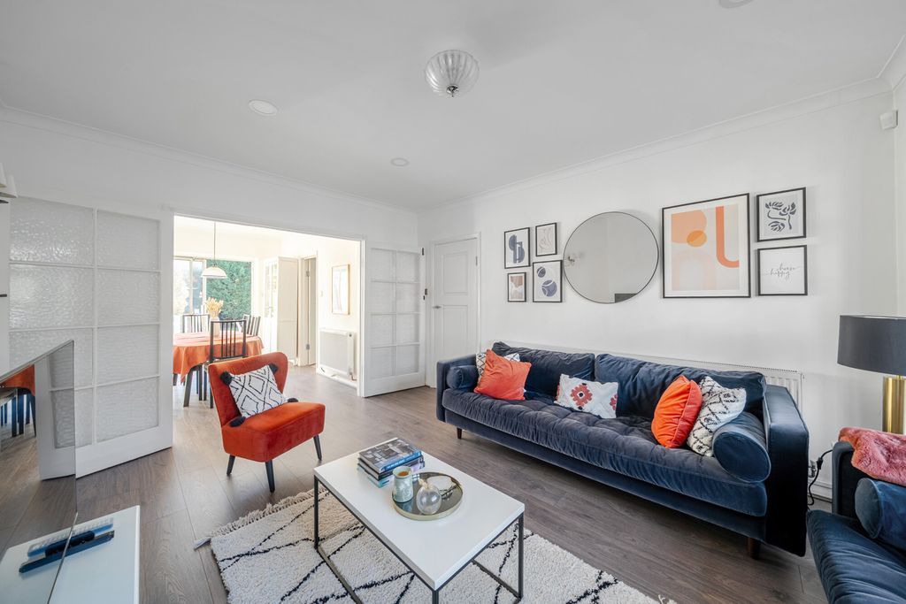 Property photo 2 of 21 1384020-5-6925875...