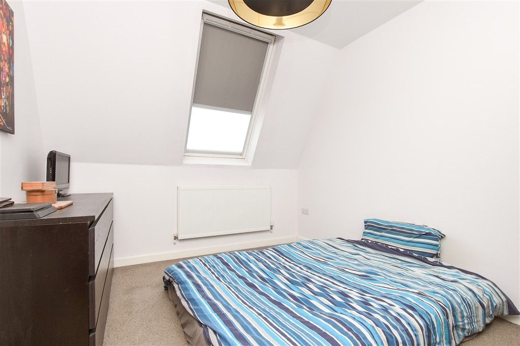 Property photo 2 of 10 Bedroom 1