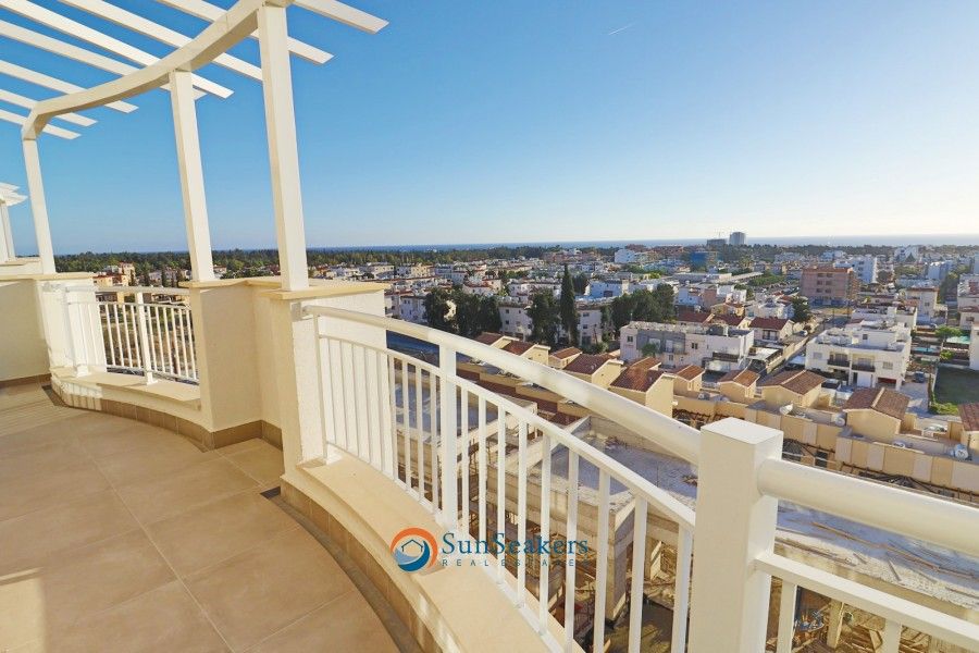 Property photo 1 of 28