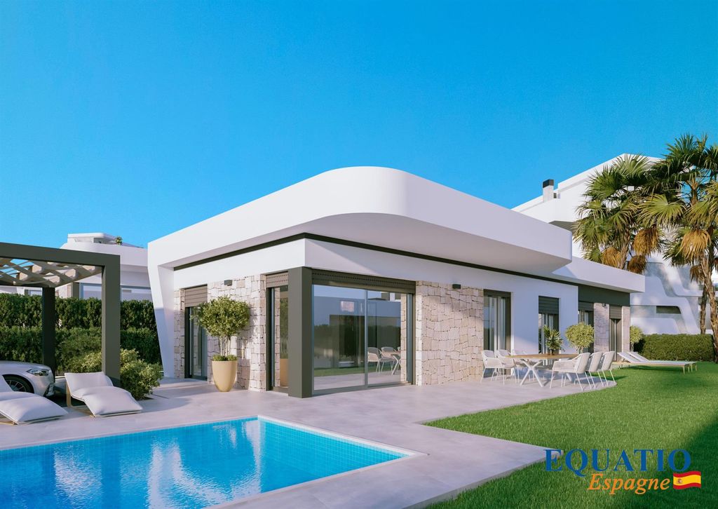 Property photo 1 of 5 Spain – Finestrat – Villa With Pool View