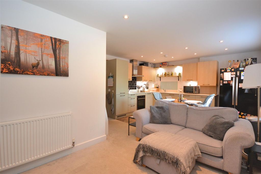 Property photo 3 of 14 3 (59).Png