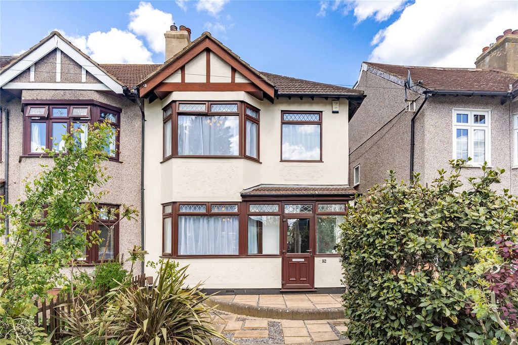 Property photo 2 of 19 Front