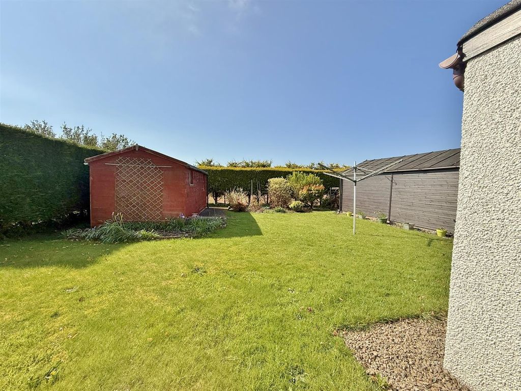 Property photo 3 of 52 Rear Garden