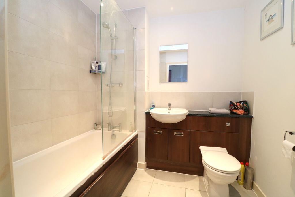Property photo 3 of 4