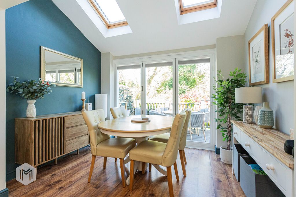 Property photo 3 of 33 Picture No. 07