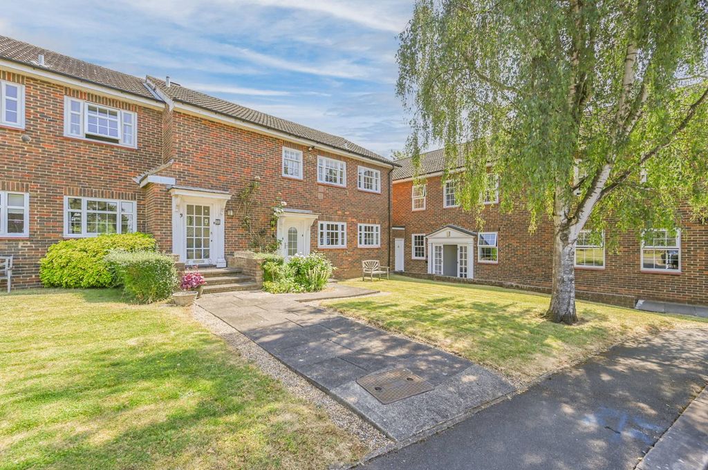 Property photo 1 of 19