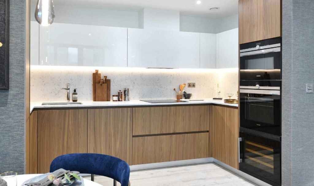 Property photo 2 of 12