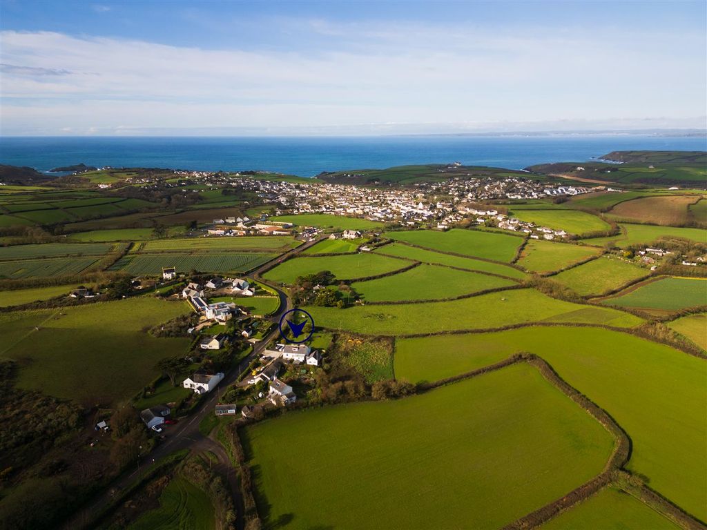 Property photo 2 of 43 Four Winds, Mullion, Drone-7.Jpg