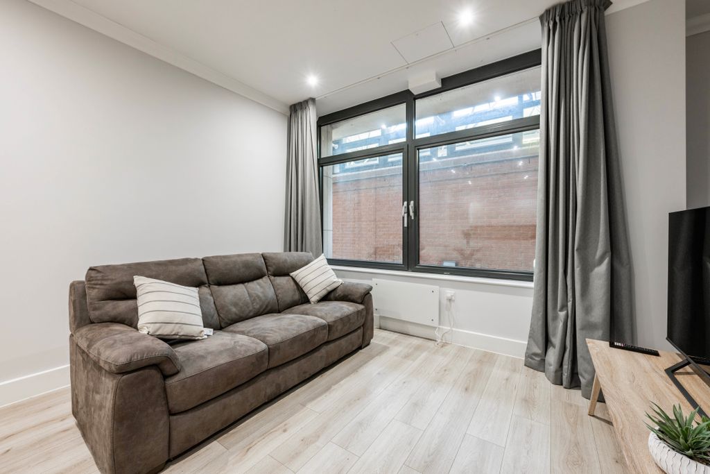 Property photo 3 of 6 Image