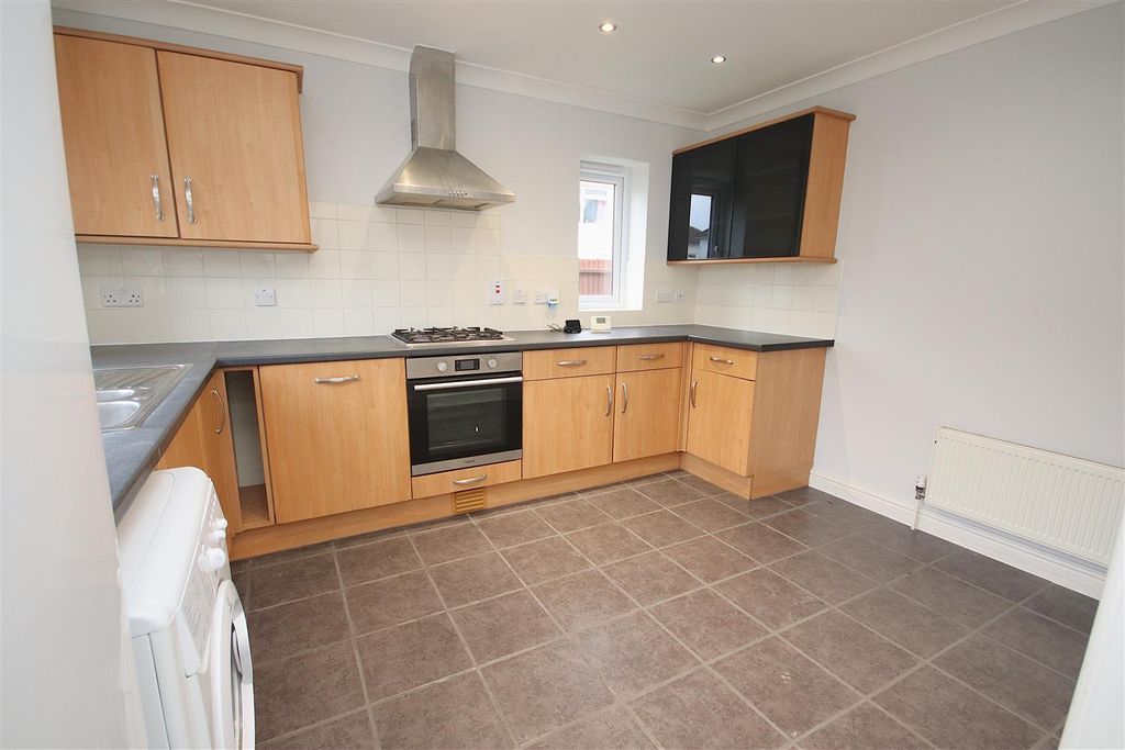 Property photo 2 of 14 Img_5871.Jpg